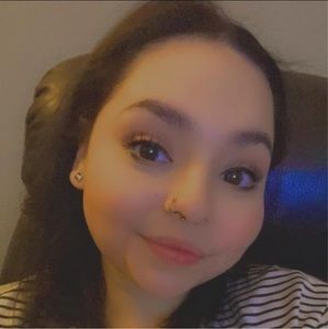 Meet your Posher, Marrissa